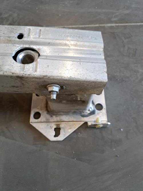 Image Renfort pare choc avant (traverse) - PEUGEOT 308 1 SW