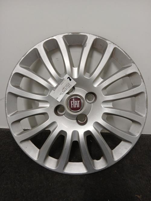 Image Enjoliveur - FIAT PUNTO 3