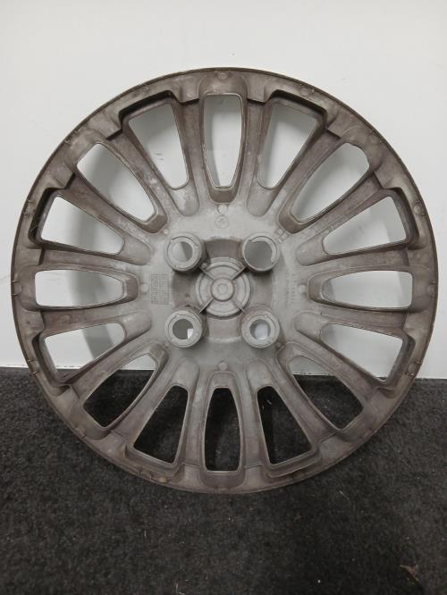 Image Enjoliveur - FIAT PUNTO 3