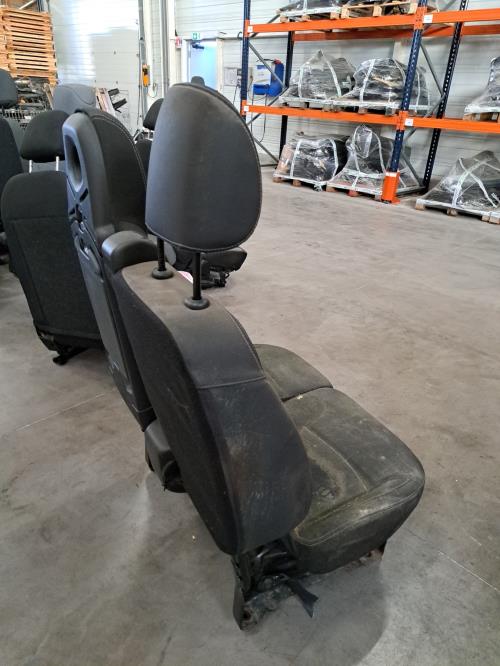 Image Siege avant droit (banquette double) - RENAULT TRAFIC 3 COURT