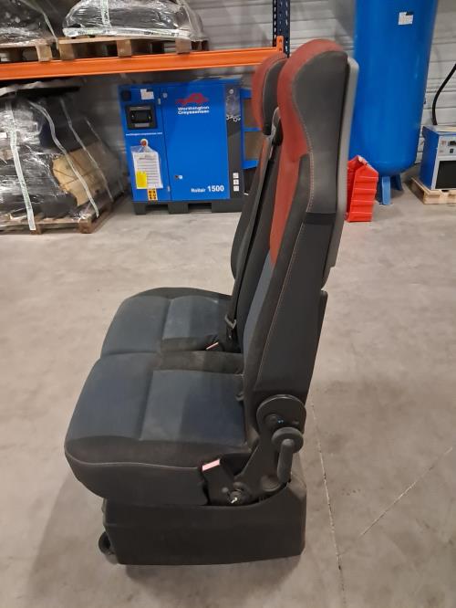 Image Siege avant droit (banquette double) - RENAULT MASTER 3
