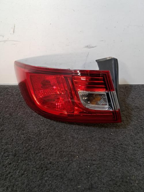 Image Feu arriere principal gauche (feux) - RENAULT CLIO 4