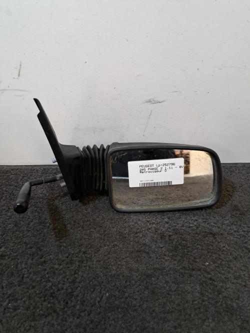 Image Retroviseur droit - PEUGEOT 205