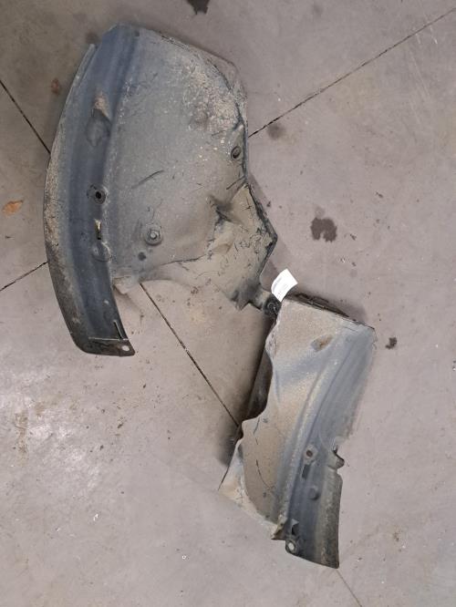 Image Pare boue avant gauche - RENAULT MODUS