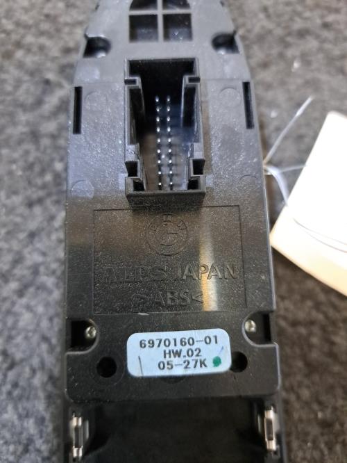 Image Interrupteur de leve vitre avant gauche - BMW SERIE 1 E87