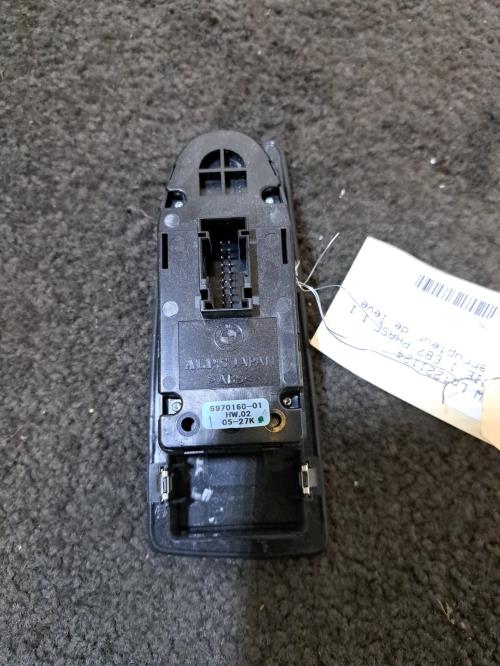 Image Interrupteur de leve vitre avant gauche - BMW SERIE 1 E87
