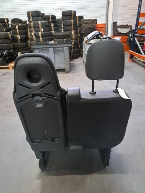 Image Siege avant droit (banquette double) - RENAULT TRAFIC 3 COURT