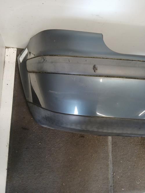 Image Pare choc arriere - VOLKSWAGEN GOLF 4