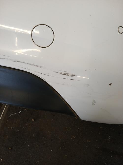 Image Pare choc arriere - PEUGEOT 208 1