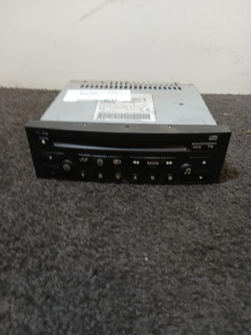 Image Autoradio d'origine - CITROEN BERLINGO 1