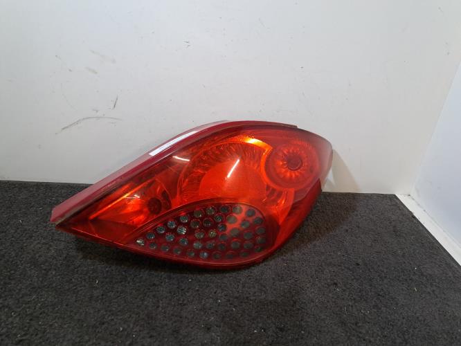 Image Feu arriere principal droit (feux) - PEUGEOT 207