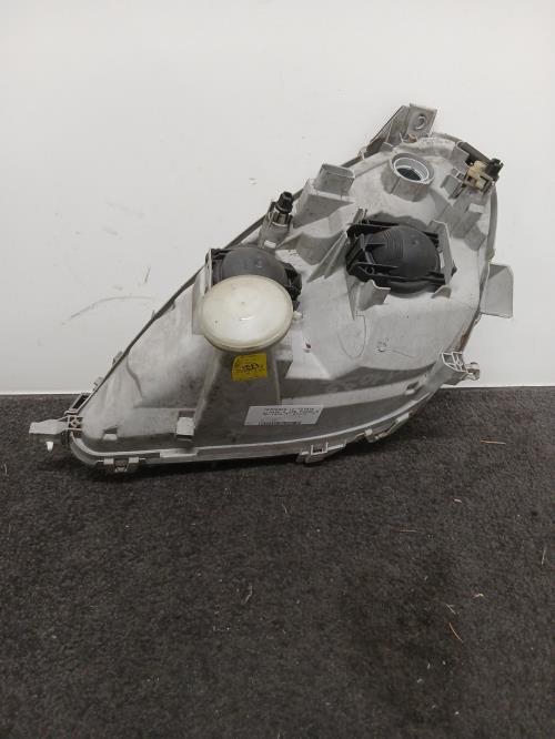 Image Optique avant principal droit (feux)(phare) - MERCEDES CLASSE A 168