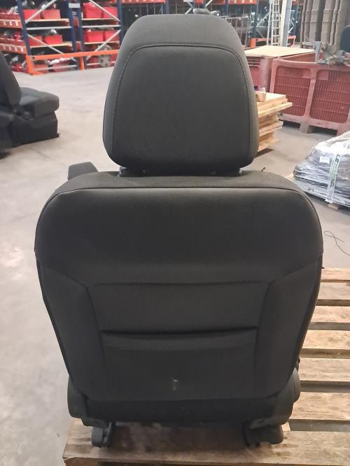 Image Siege avant droit - RENAULT MEGANE 4