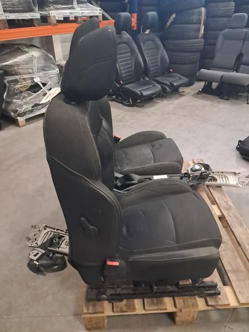 Image Siege avant gauche - RENAULT MEGANE 4