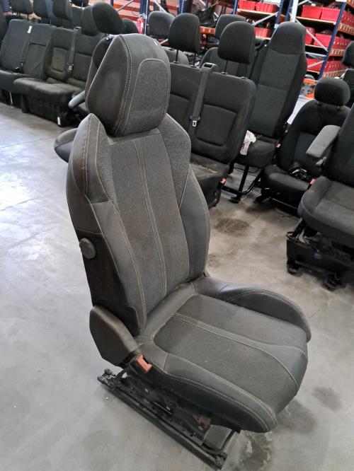 Image Siege avant gauche - PEUGEOT 3008 2