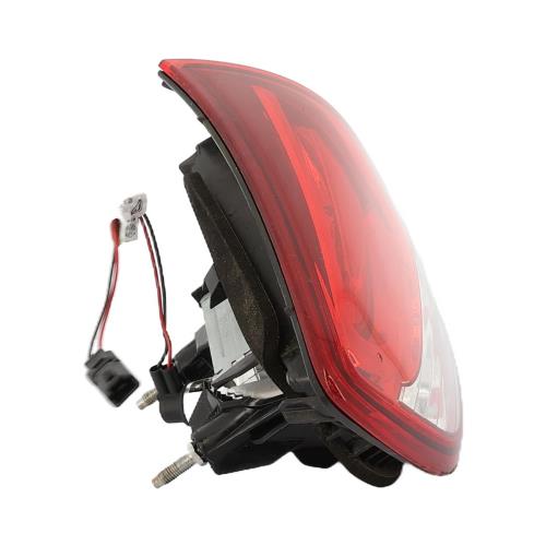 Image Feu arriere secondaire droit (feux) - RENAULT CLIO 4
