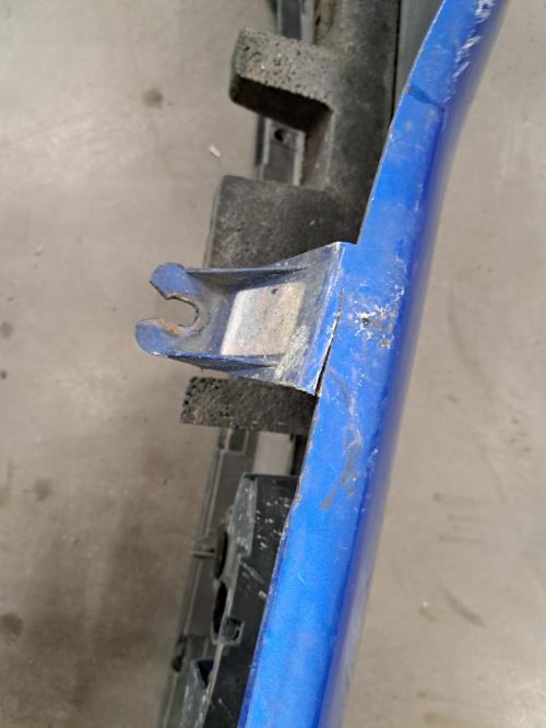 Image Pare choc arriere - PEUGEOT 206