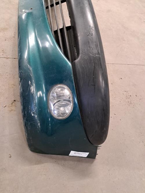 Image Pare choc avant - PEUGEOT 206
