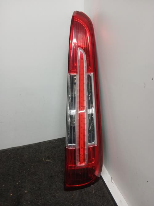 Image Feu arriere principal droit (feux) - FORD C-MAX 1