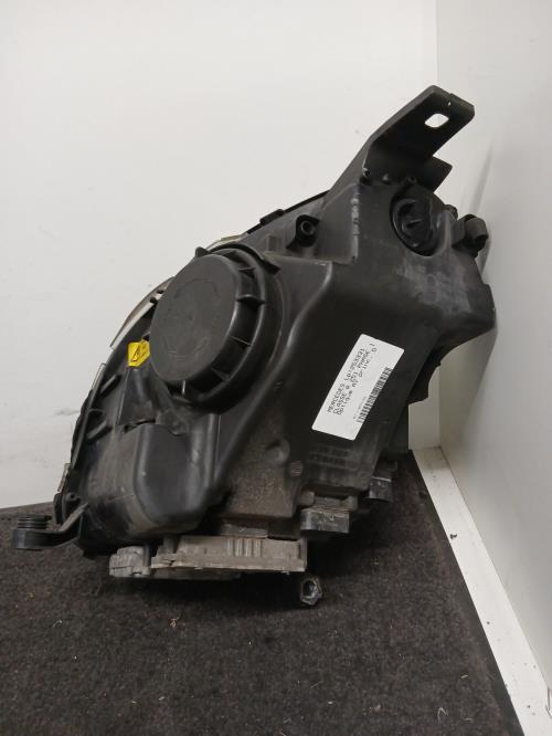 Image Optique avant principal droit (feux)(phare) - MERCEDES CLASSE R 251