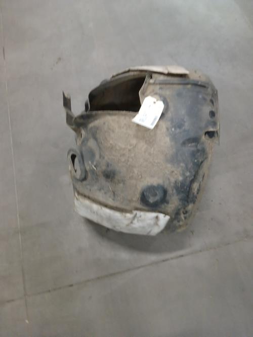 Image Pare boue avant gauche - RENAULT MEGANE 3