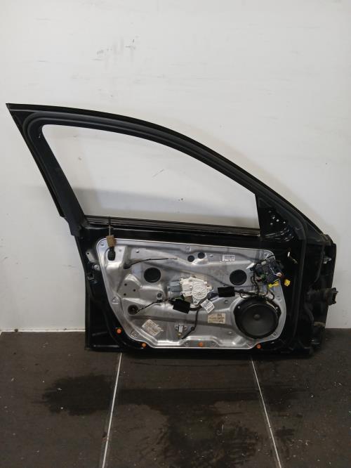 Image Porte avant gauche - MERCEDES CLASSE C 204