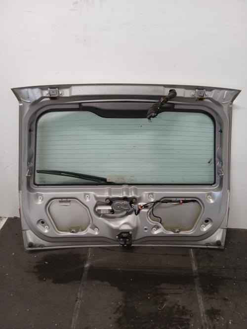 Image Malle/Hayon arriere - FIAT PUNTO 2