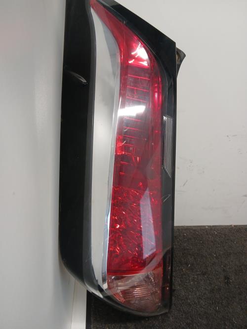 Image Feu arriere principal gauche (feux) - TOYOTA AYGO 2