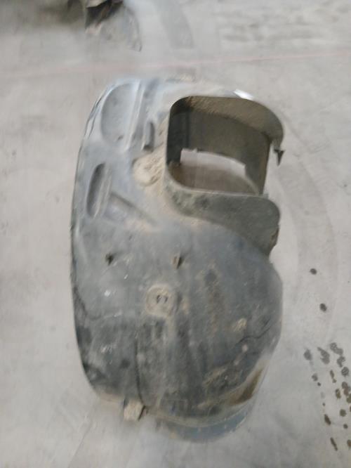 Image Pare boue avant gauche - CITROEN C4 2