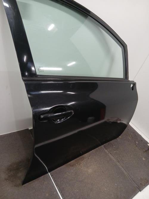 Image Porte avant droit - TOYOTA AURIS 1