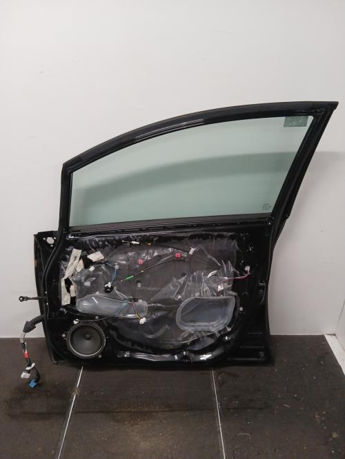 Image Porte avant droit - TOYOTA AURIS 1