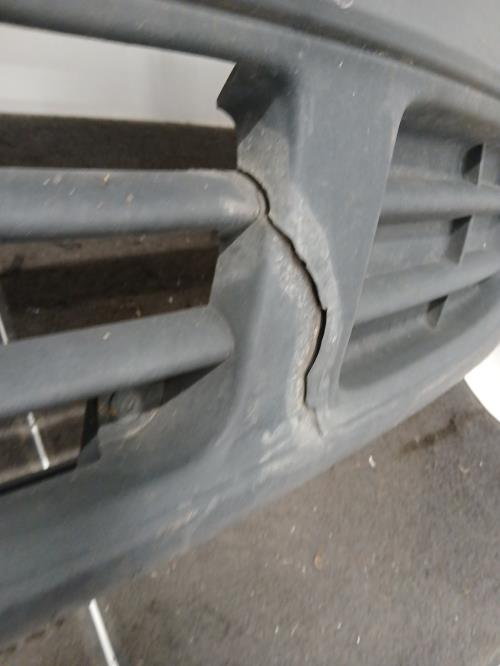 Image Pare choc avant - RENAULT TRAFIC 2