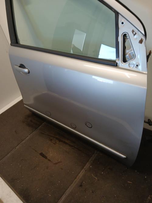 Image Porte avant droit - NISSAN NOTE 1