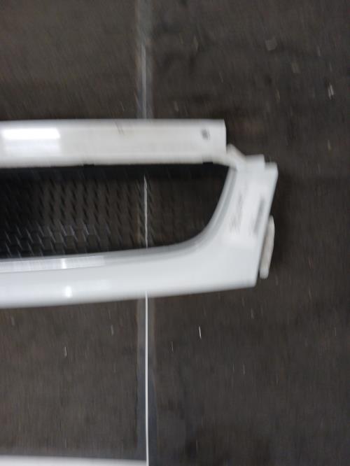 Image Calandre - RENAULT TRAFIC 2