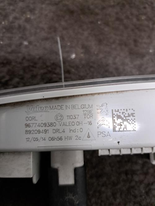 Image Feu diurne avant gauche - CITROEN C3 PICASSO