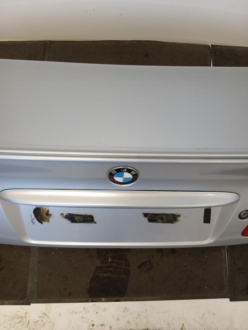 Image Malle/Hayon arriere - BMW SERIE 3 E46