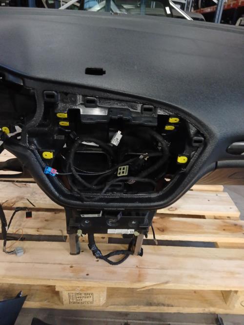 Image Planche de bord complete - FORD FIESTA 7