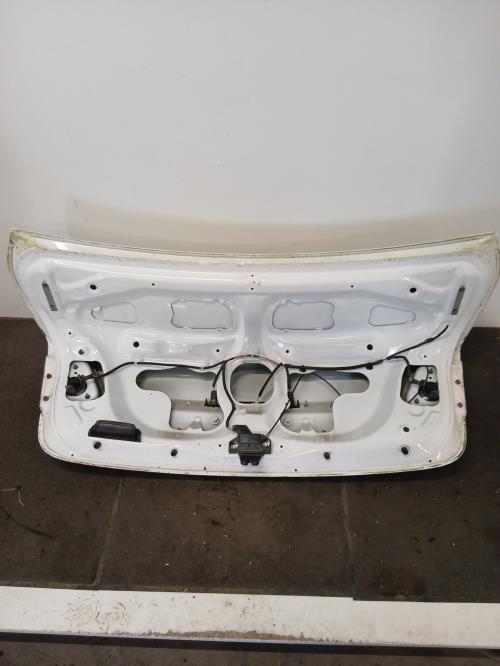 Image Malle/Hayon arriere - TOYOTA AVENSIS 3