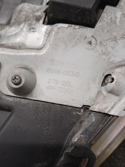 Image Optique avant principal gauche (feux)(phare) - TOYOTA AVENSIS 3