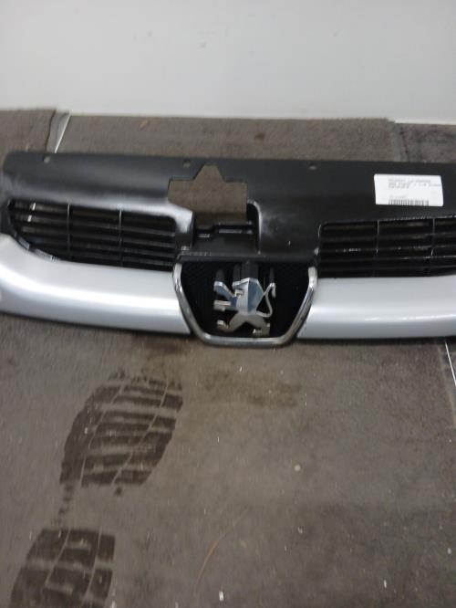 Image Calandre - PEUGEOT 206
