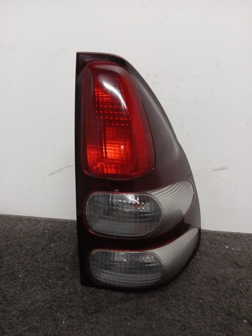 Image Feu arriere principal droit (feux) - TOYOTA LAND CRUISER 4 J120