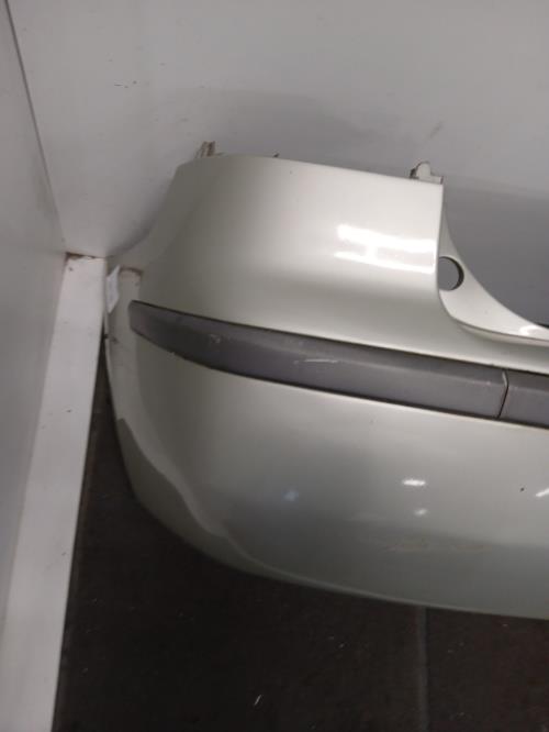 Image Pare choc arriere - RENAULT LAGUNA 2