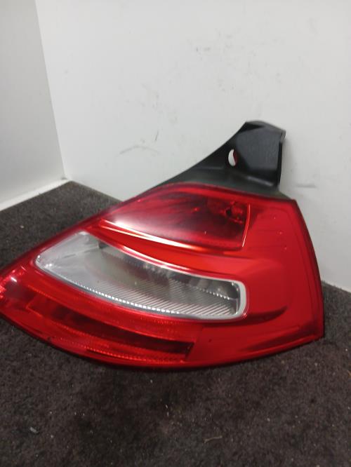 Image Feu arriere principal droit (feux) - RENAULT MEGANE 2