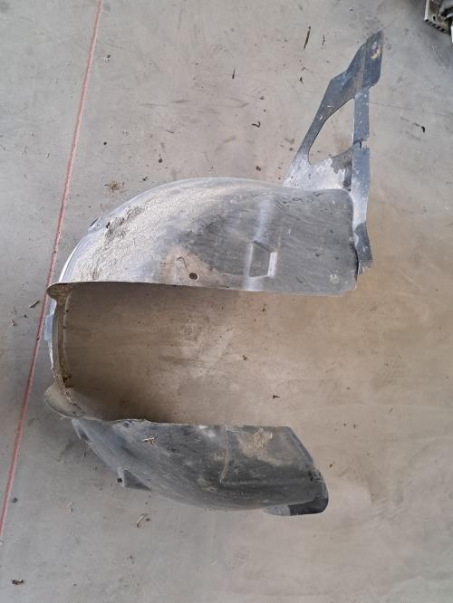 Image Pare boue avant gauche - PEUGEOT 208 1