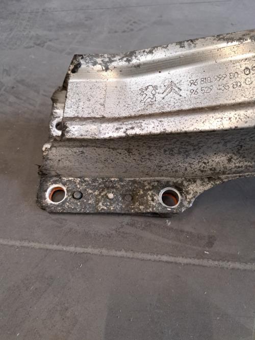 Image Renfort pare choc arriere (traverse) - PEUGEOT 5008 1