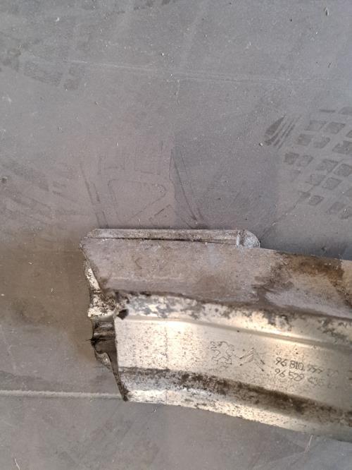 Image Renfort pare choc arriere (traverse) - PEUGEOT 5008 1