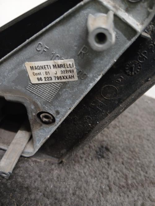 Image Retroviseur droit - PEUGEOT 106