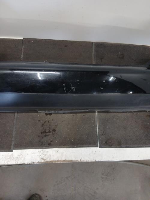 Image Pare choc arriere - VOLKSWAGEN TOURAN 1