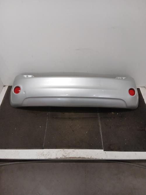 Image Pare choc arriere - FORD FIESTA 5