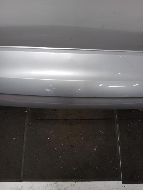 Image Pare choc arriere - FORD FIESTA 5